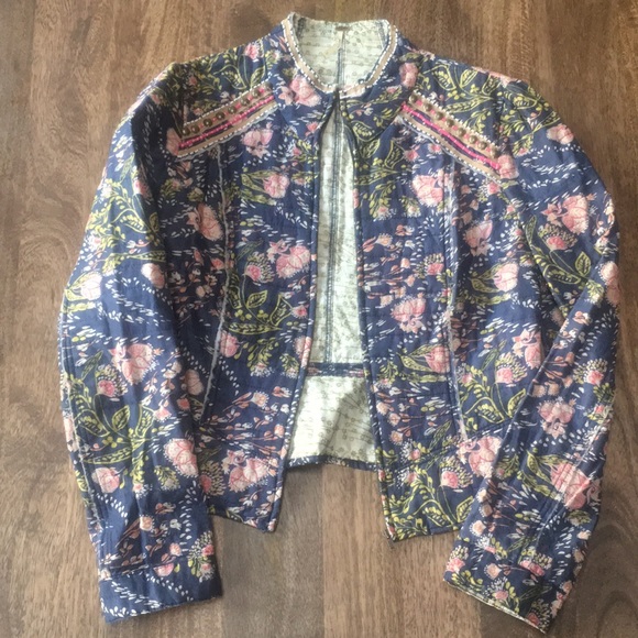 Quilted Floral Jacket 🌸 - Picture 6 of 8